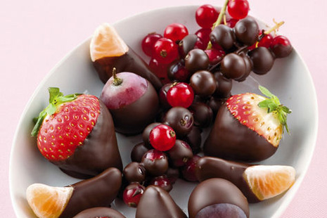 Шоколад с фруктами